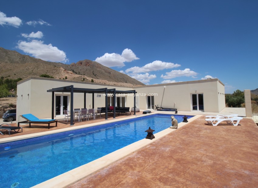 Reventa - Villa - Macisvenda - Inland