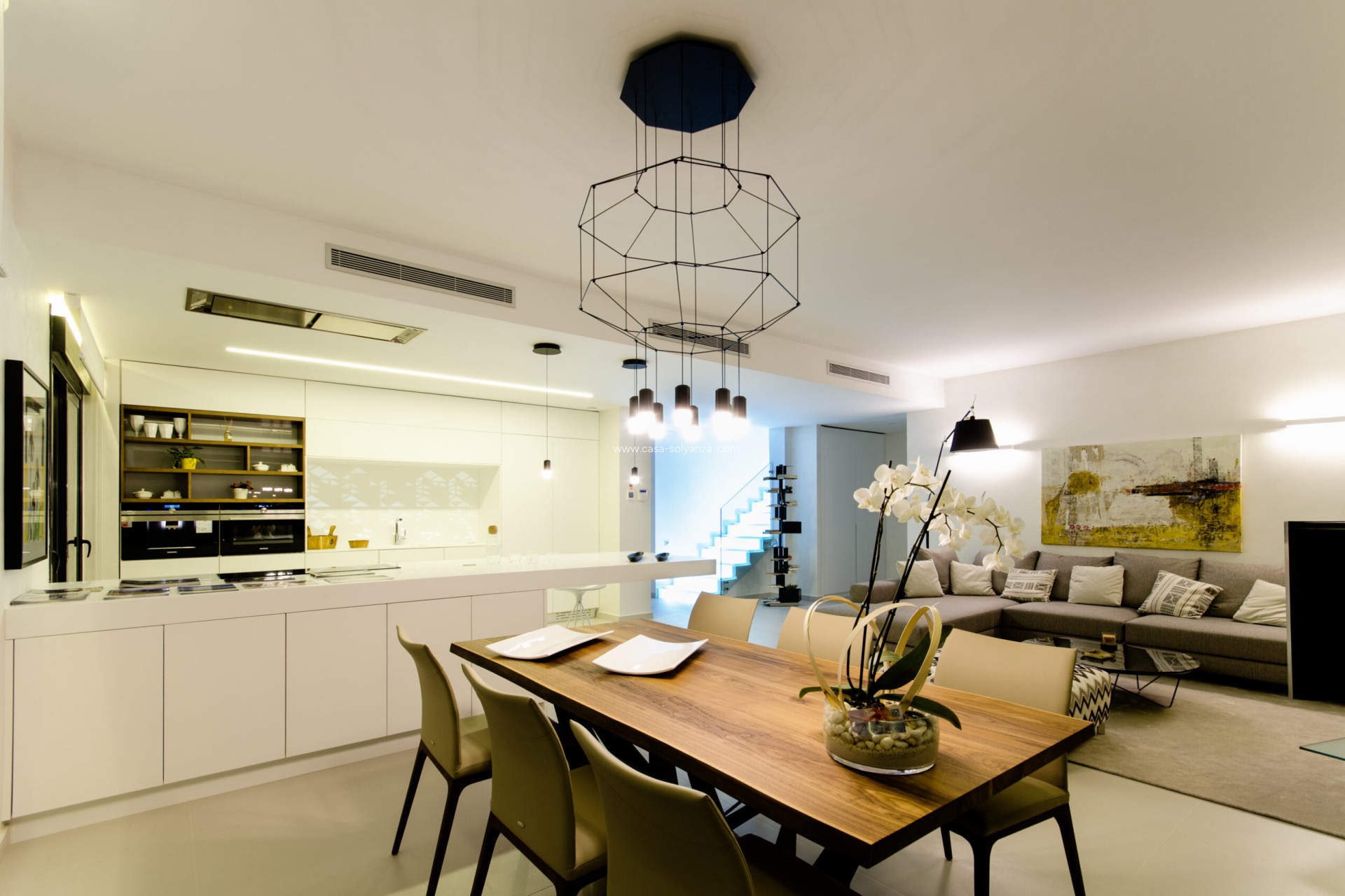 Reventa - Villa - Orihuela Costa - 0