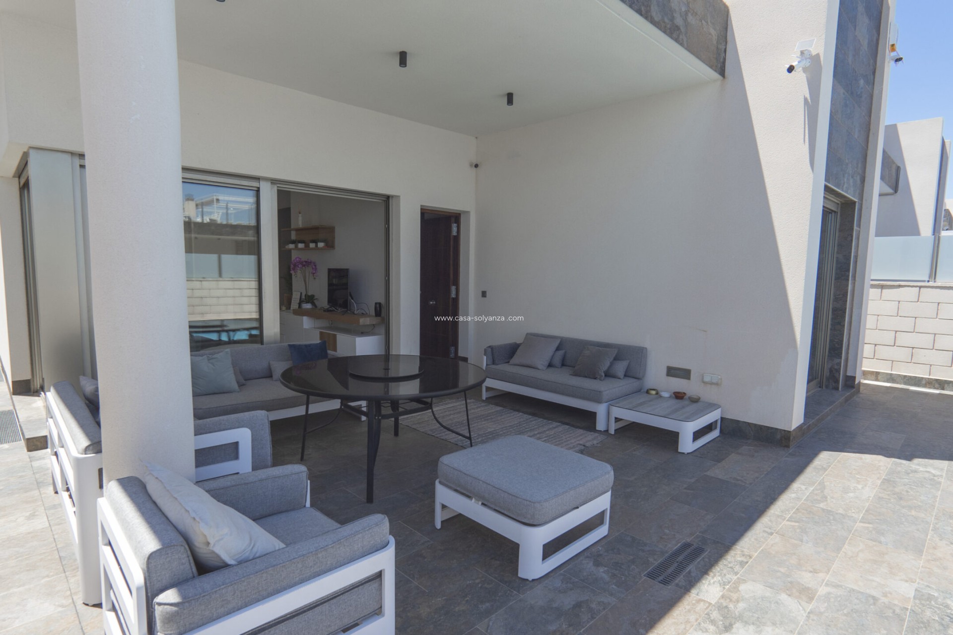 Reventa - Villa - Orihuela Costa - 0