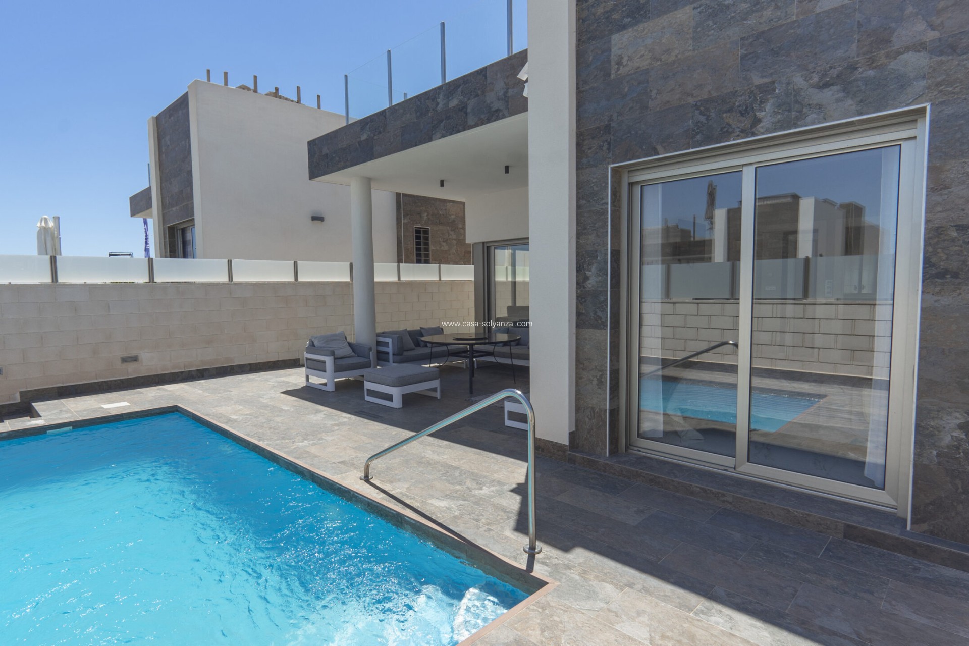 Reventa - Villa - Orihuela Costa - 0