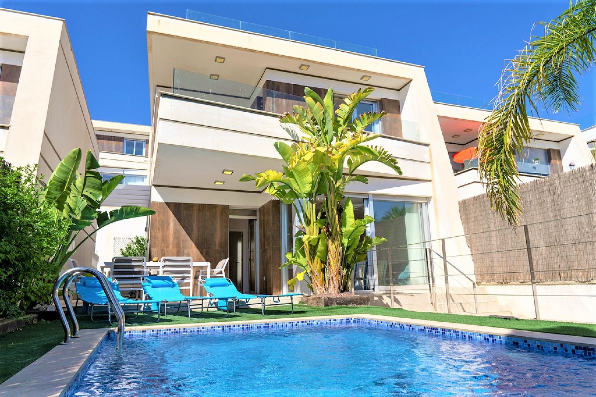 Reventa - Villa - Orihuela Costa - 0