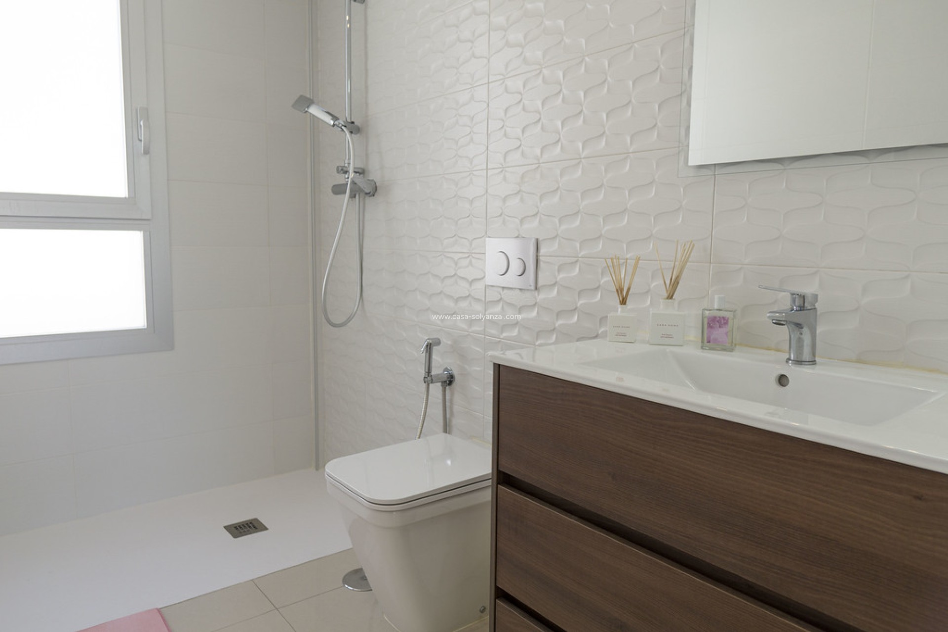 Reventa - Villa - Orihuela Costa - 0