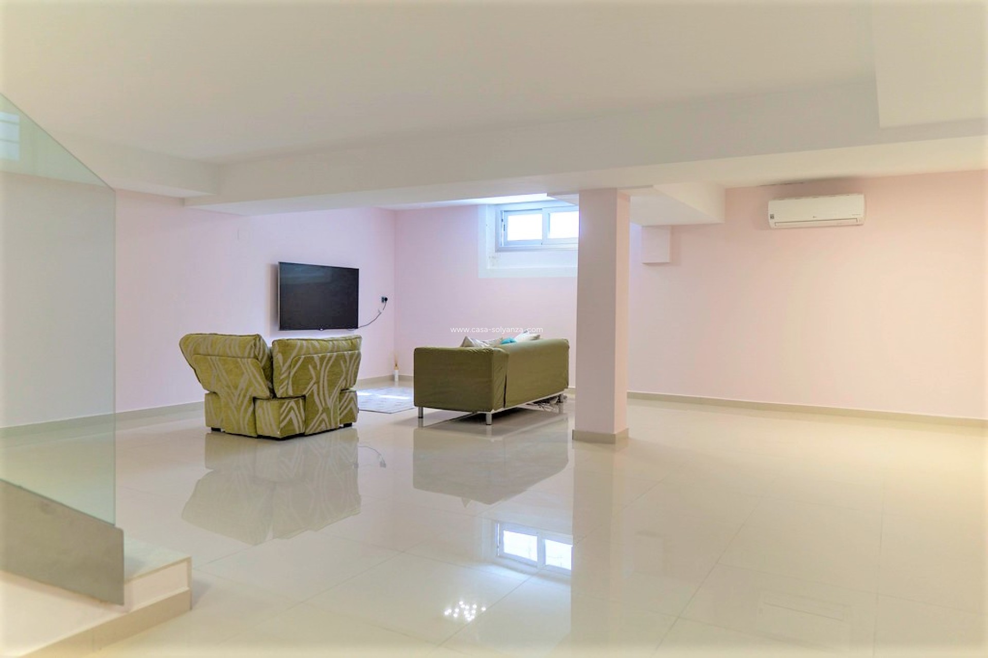 Reventa - Villa - Orihuela Costa - 0