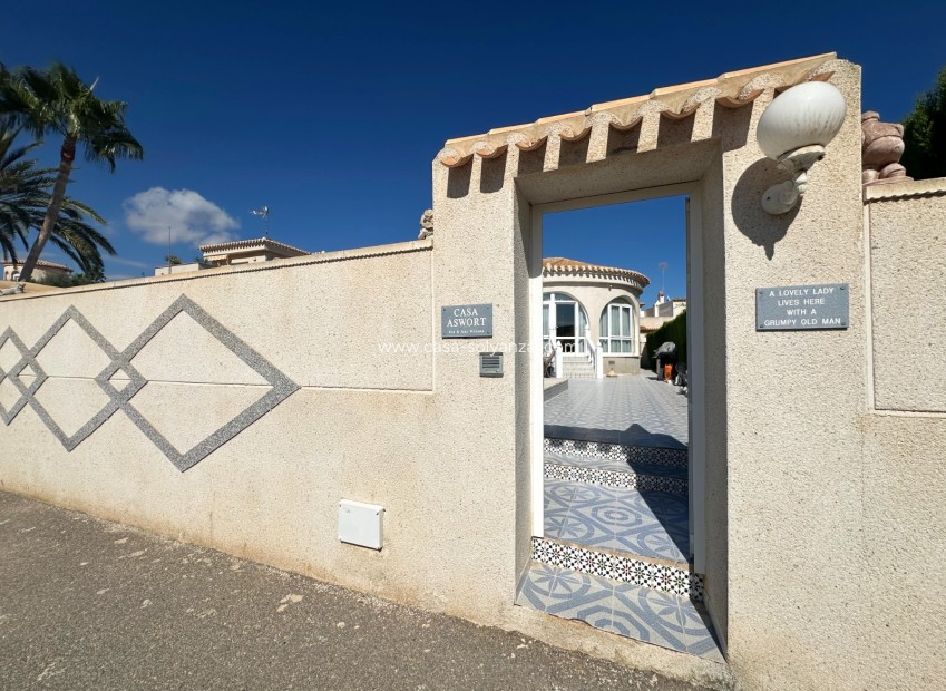Reventa - Villa - Orihuela Costa - Costa Blanca