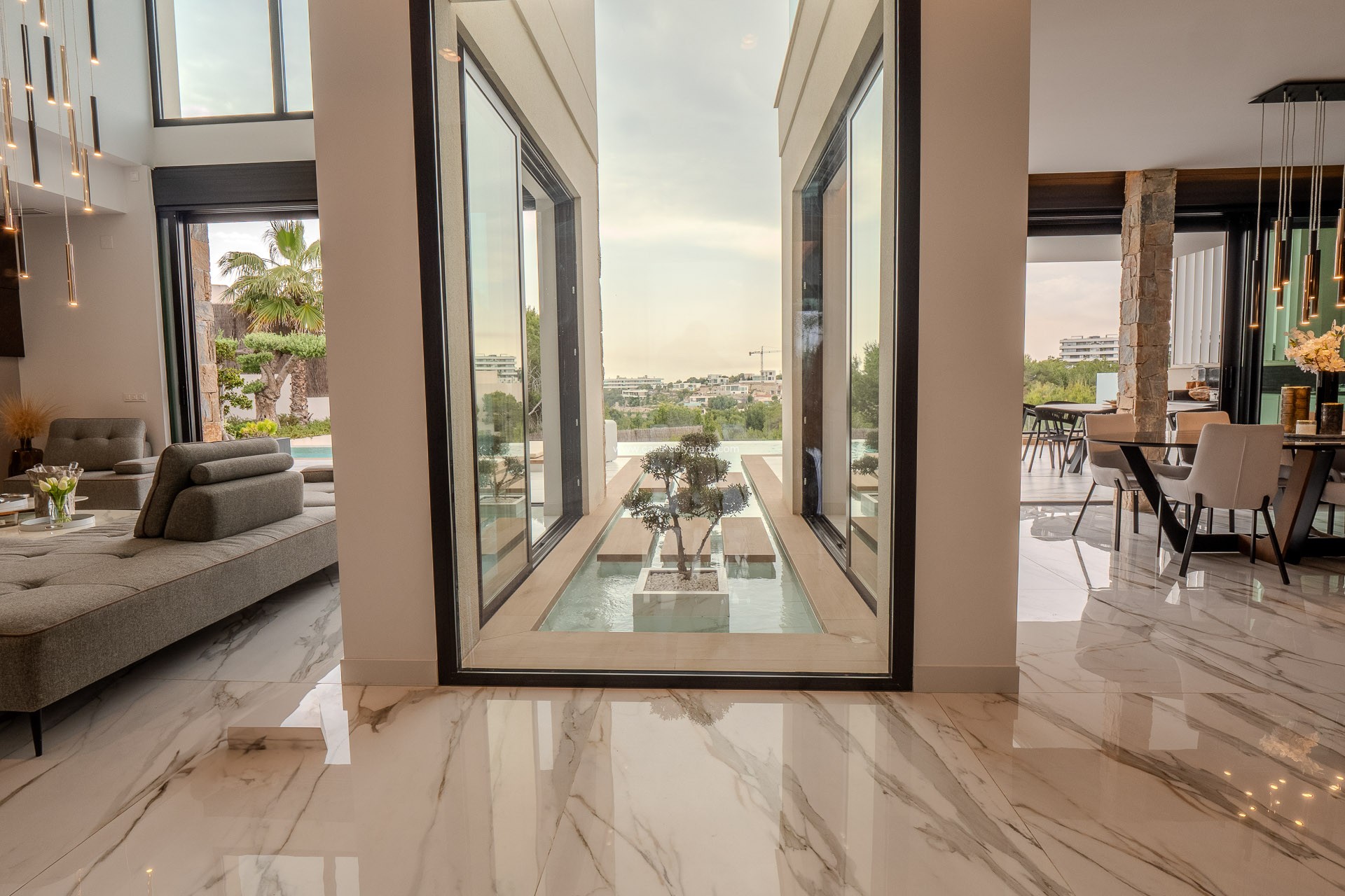 Reventa - Villa - Orihuela Costa - Las Colinas Golf