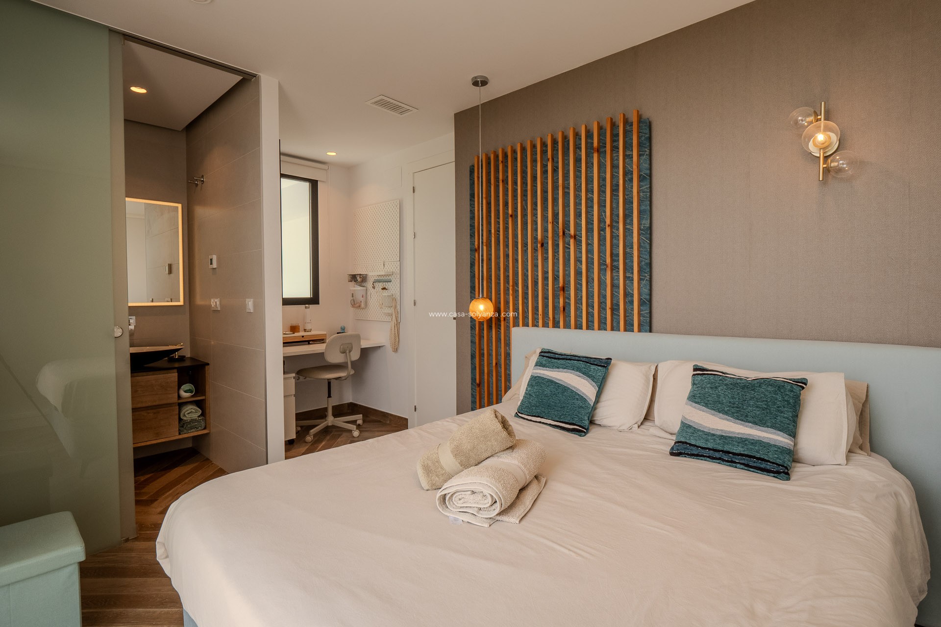 Reventa - Villa - Orihuela Costa - Las Colinas Golf