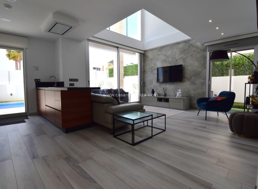 Reventa - Villa - Orihuela Costa - Lomas de Cabo Roig