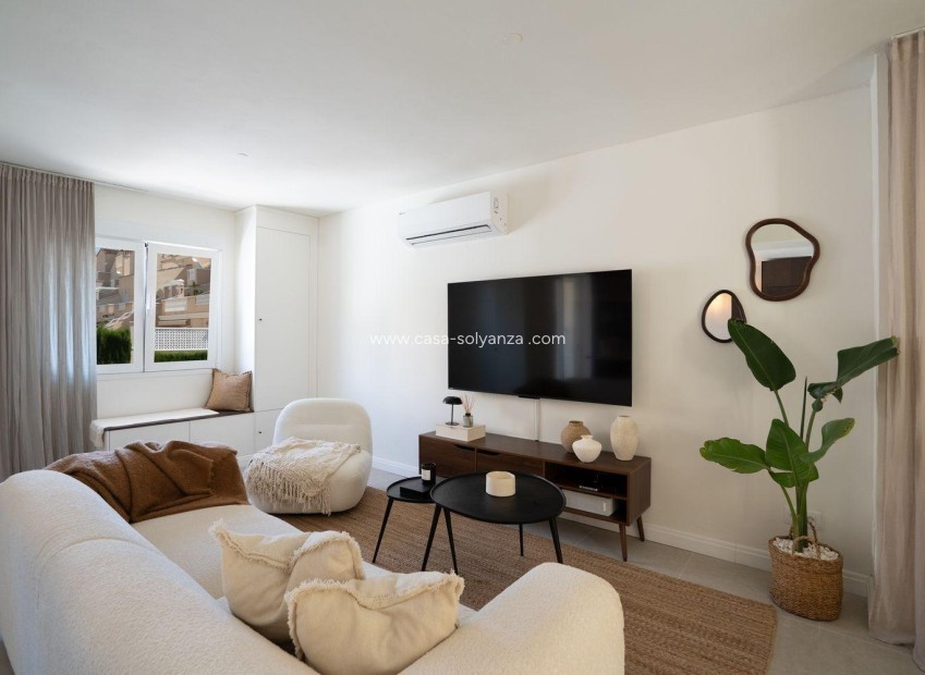 Reventa - Villa - Orihuela Costa - Los Almendros-La Florida