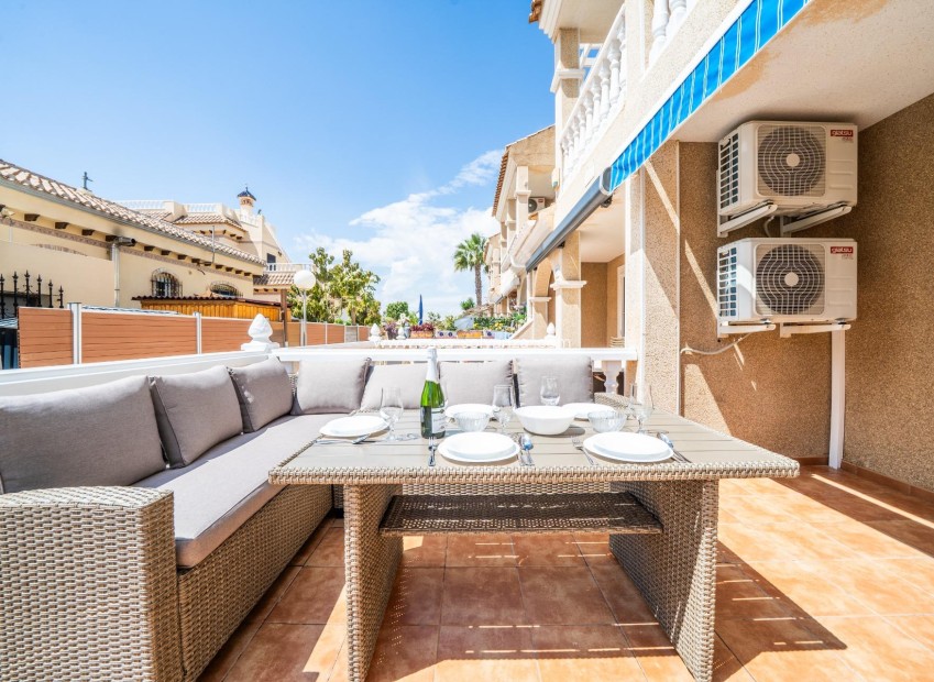 Reventa - Villa - Orihuela Costa - Los Almendros-La Florida