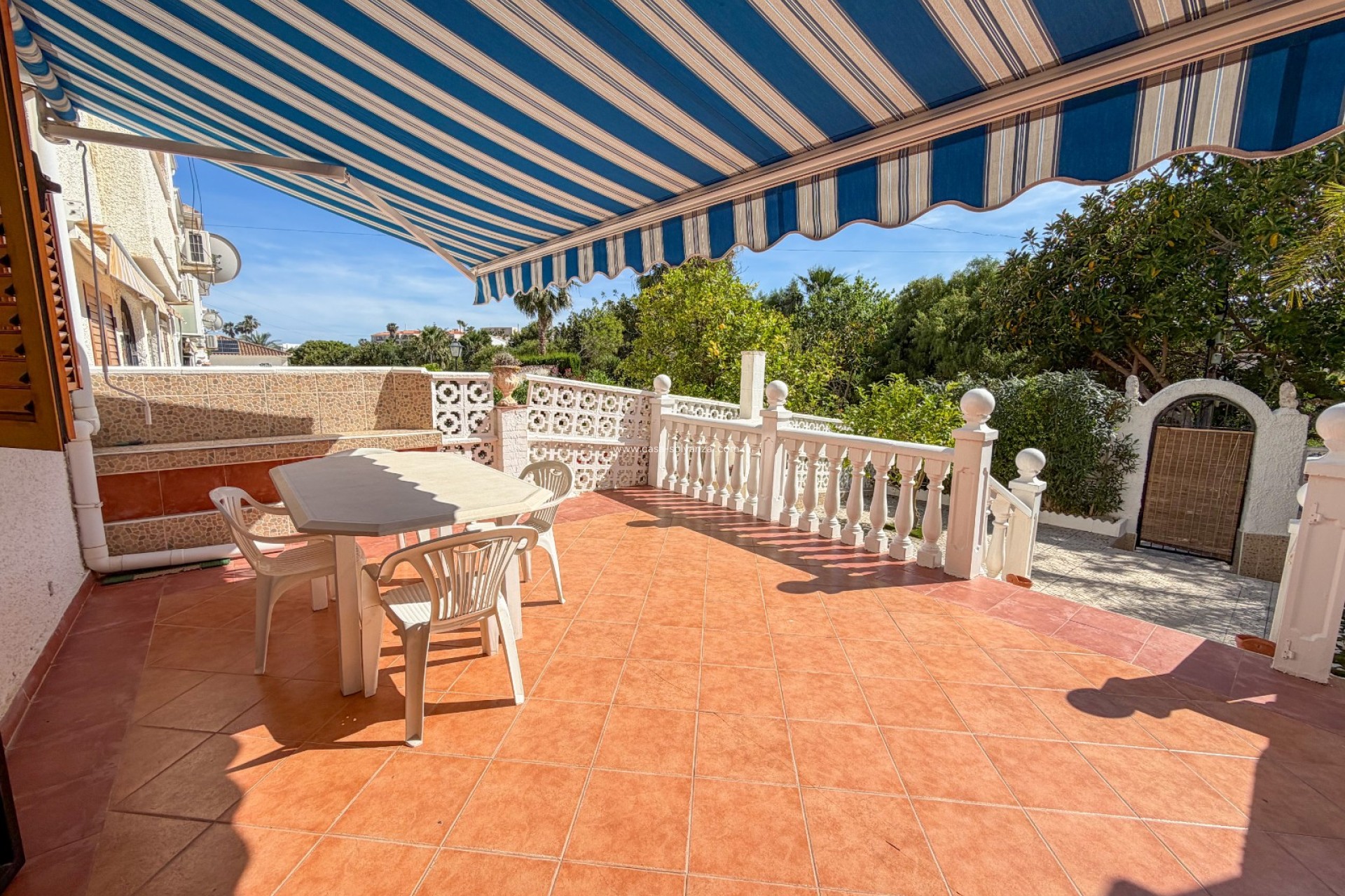 Reventa - Villa - Orihuela Costa - Playa Flamenca