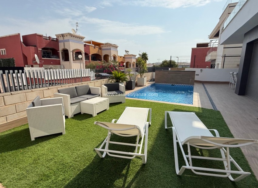 Reventa - Villa - Orihuela - Inland
