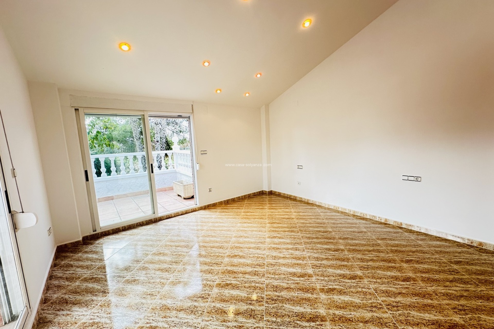 Reventa - Villa - Orihuela - Inland