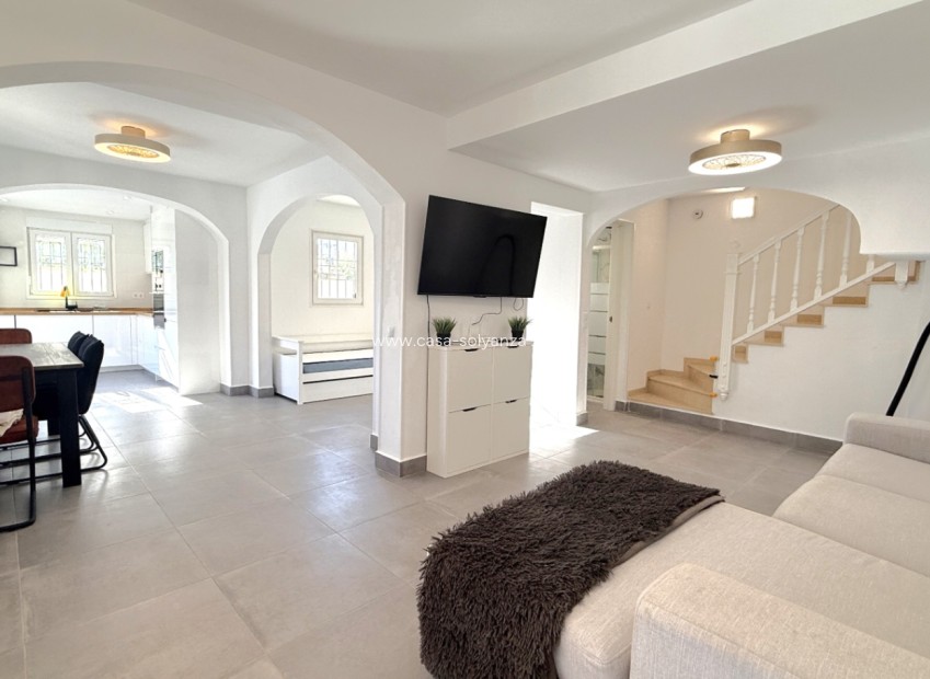 Reventa - Villa - Orihuela - Inland