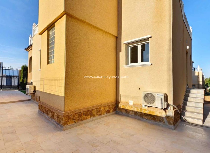 Reventa - Villa - Orihuela - Villamartin