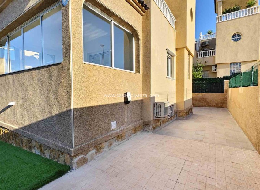 Reventa - Villa - Orihuela - Villamartin