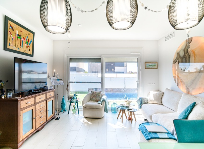 Reventa - Villa - PILAR DE LA HORADADA