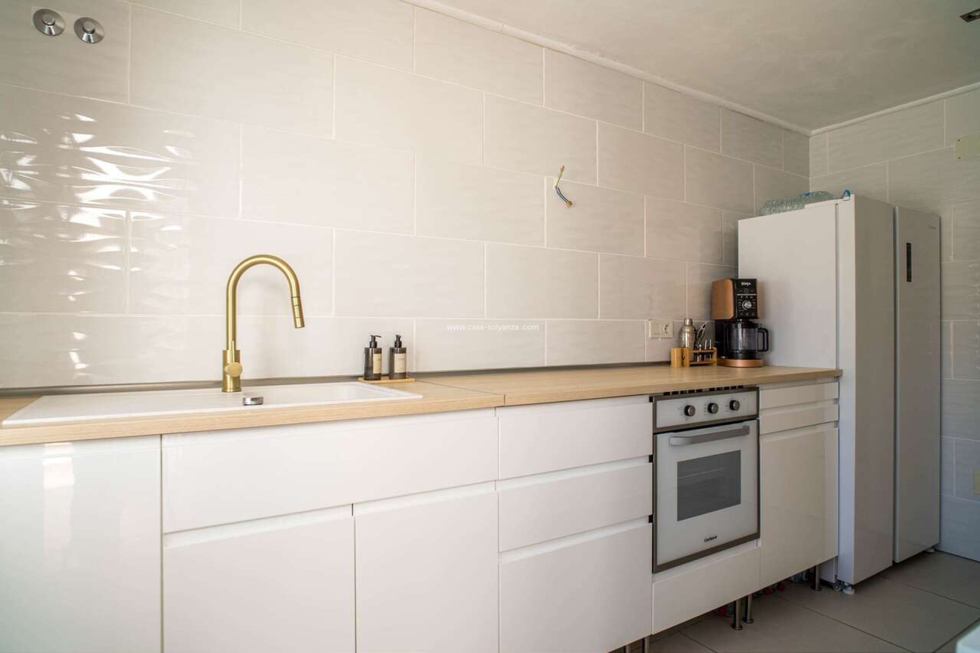 Reventa - Villa - Pinoso - Inland