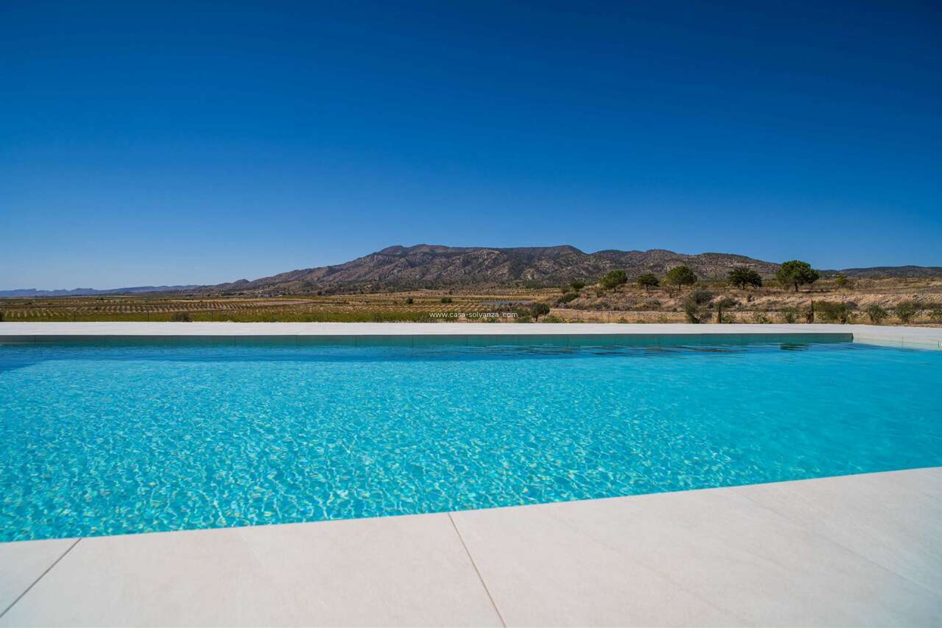 Reventa - Villa - Pinoso - Inland