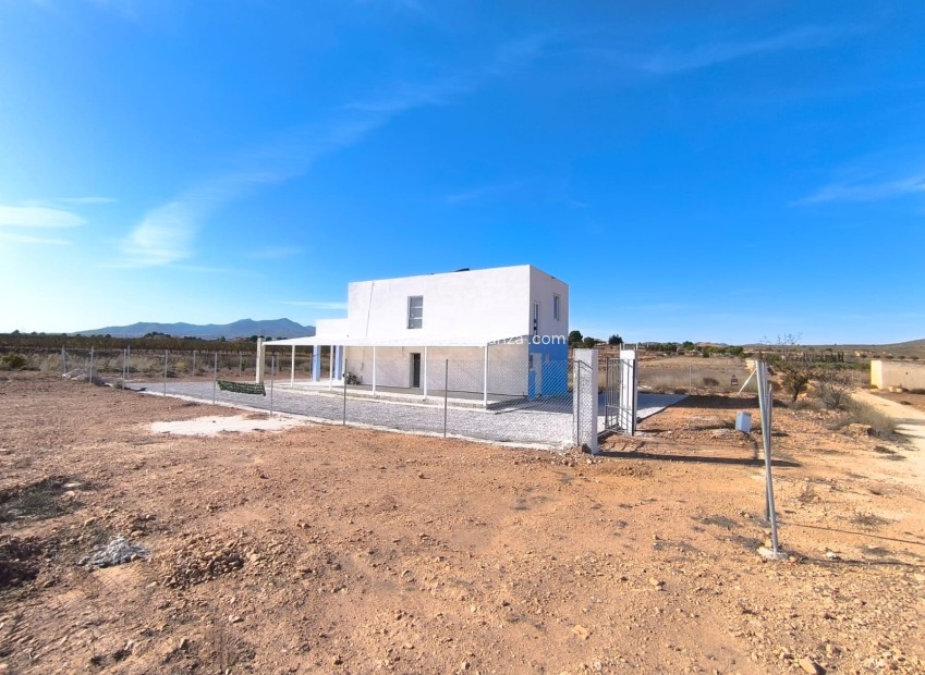 Reventa - Villa - Pinoso - Inland