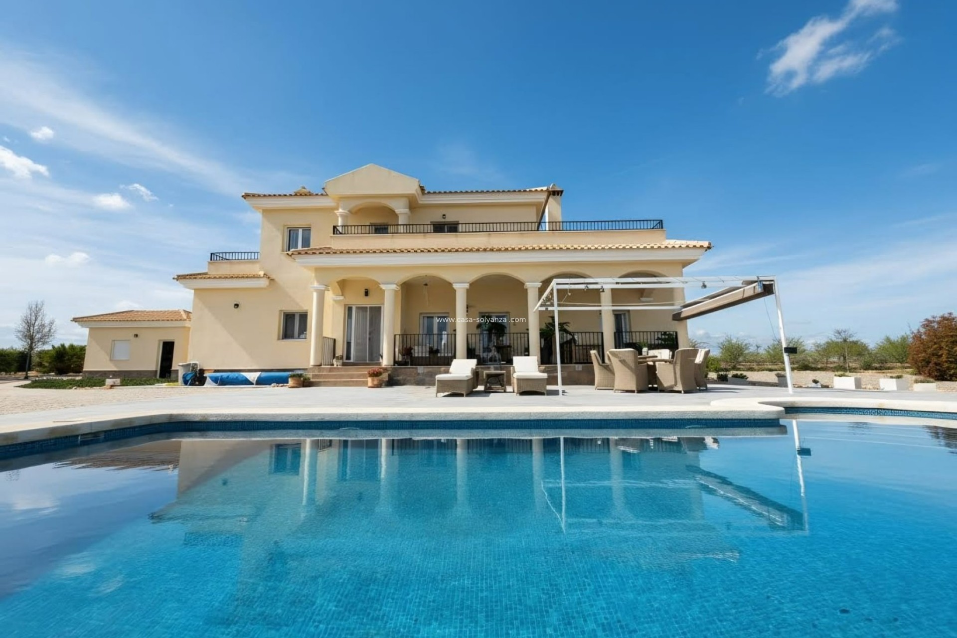 Reventa - Villa - Pinoso - Inland