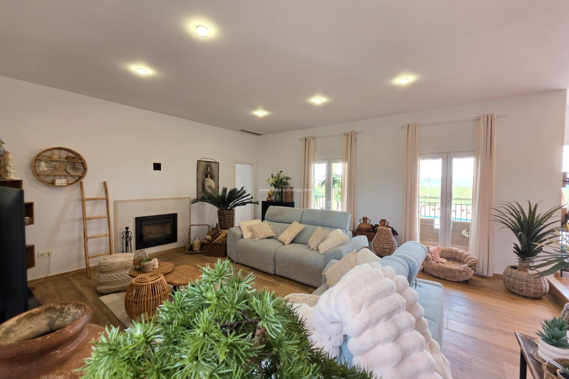 Reventa - Villa - Pinoso - Inland