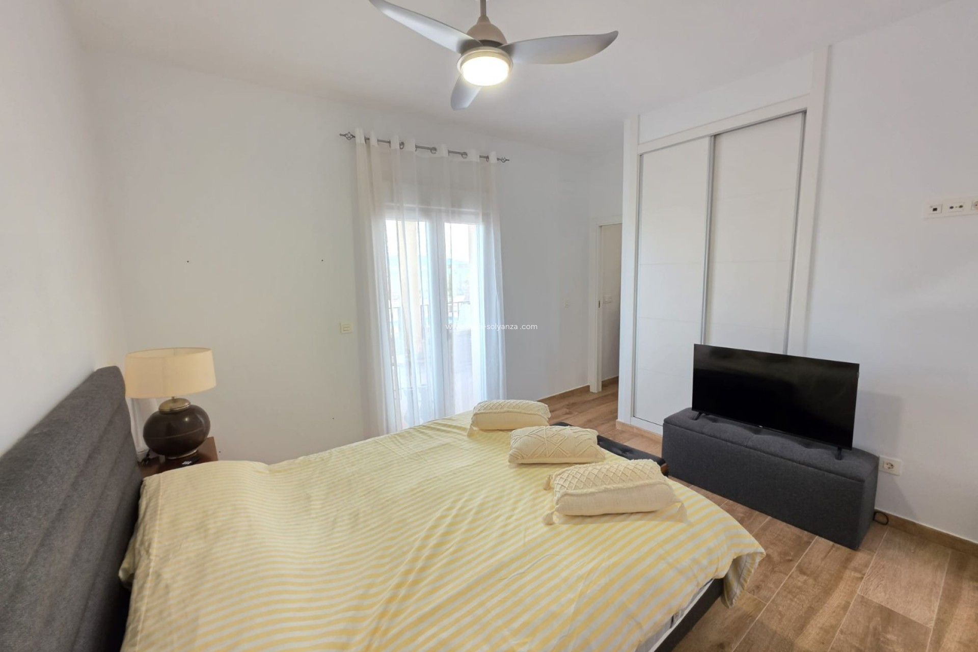 Reventa - Villa - Pinoso - Inland