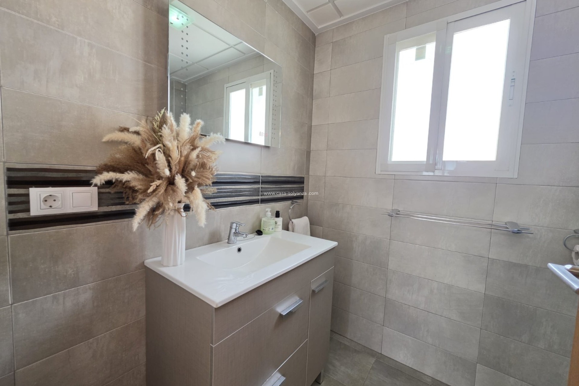 Reventa - Villa - Pinoso - Inland