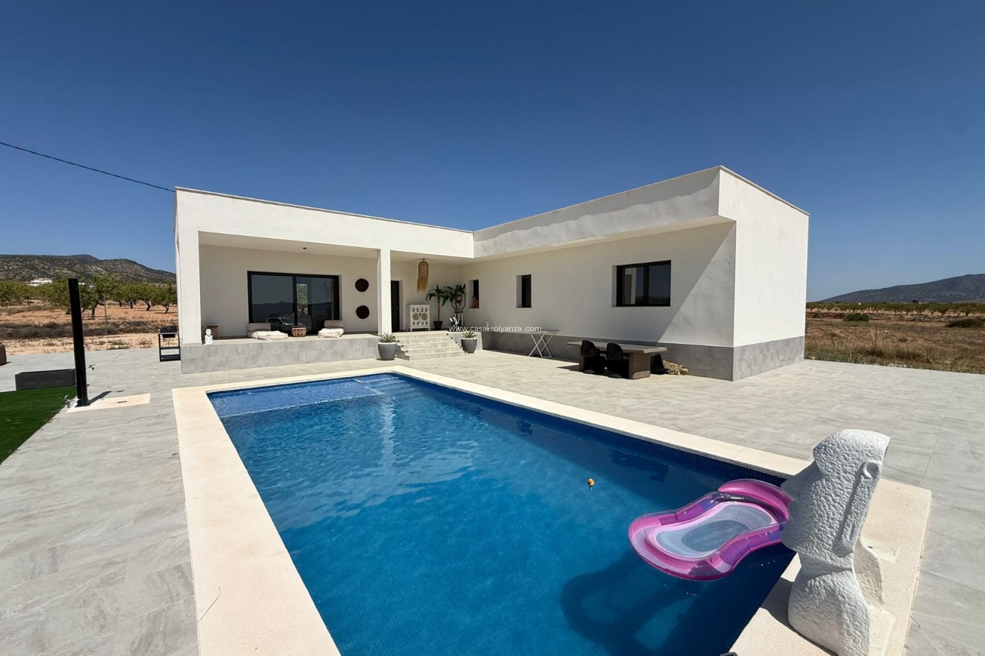 Reventa - Villa - Pinoso - Inland