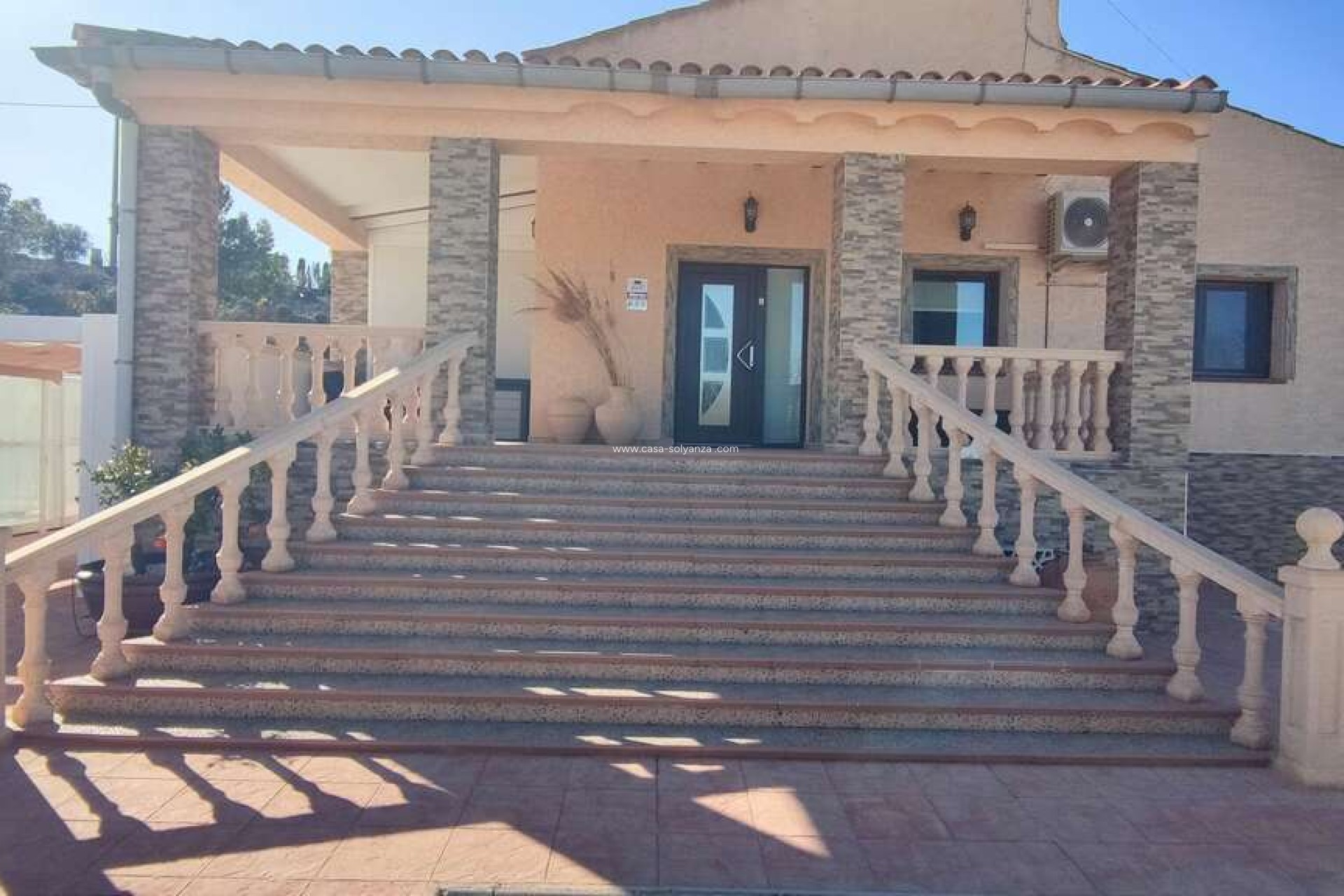 Reventa - Villa - Pinoso