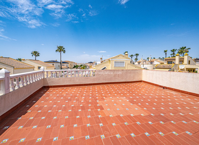 Reventa - Villa - Playa Flamenca - Montilla