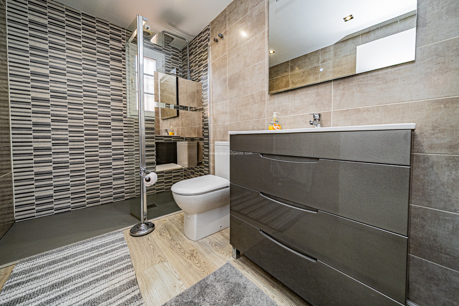 Reventa - Villa - Playa Flamenca - Montilla