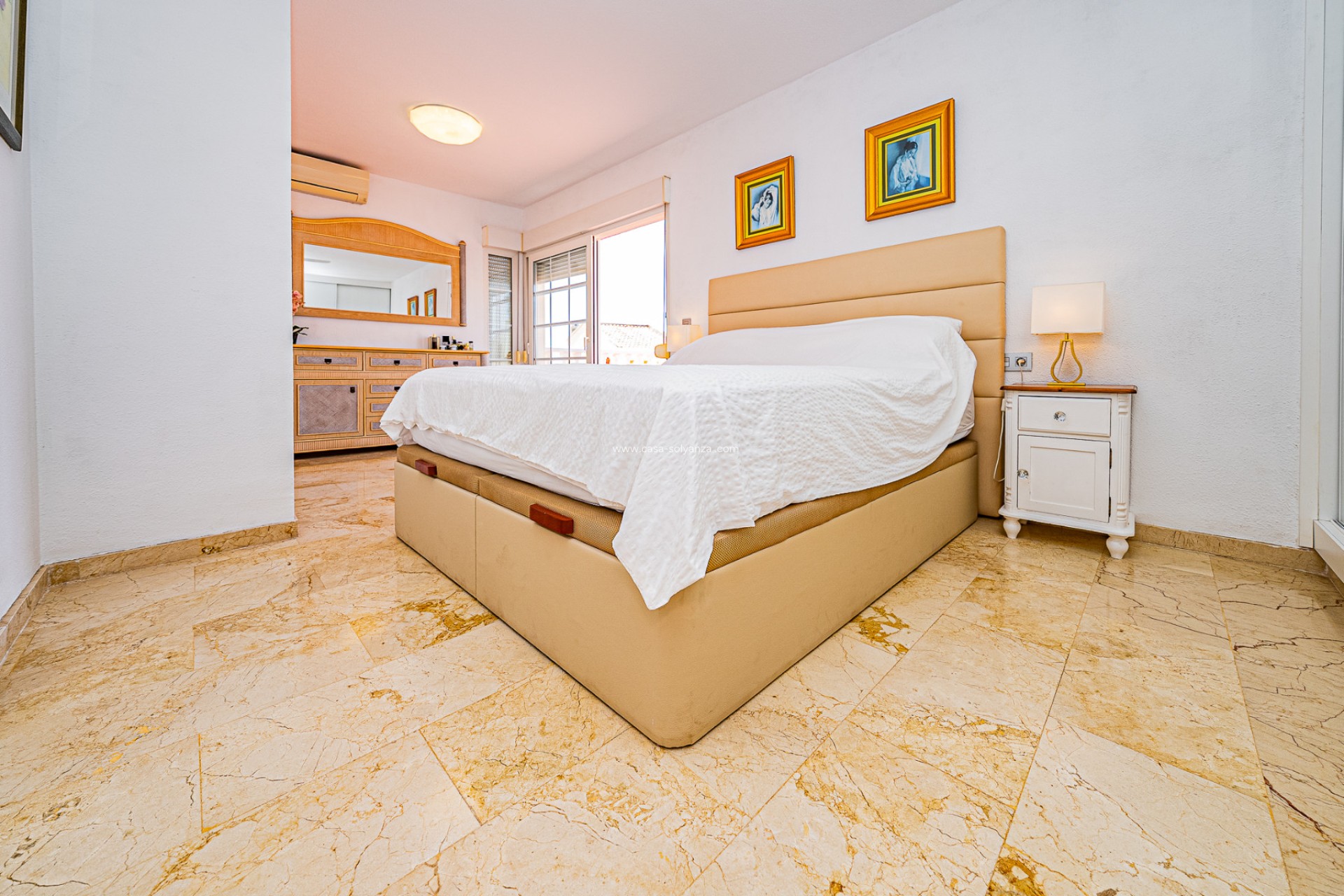 Reventa - Villa - Playa Flamenca - Montilla