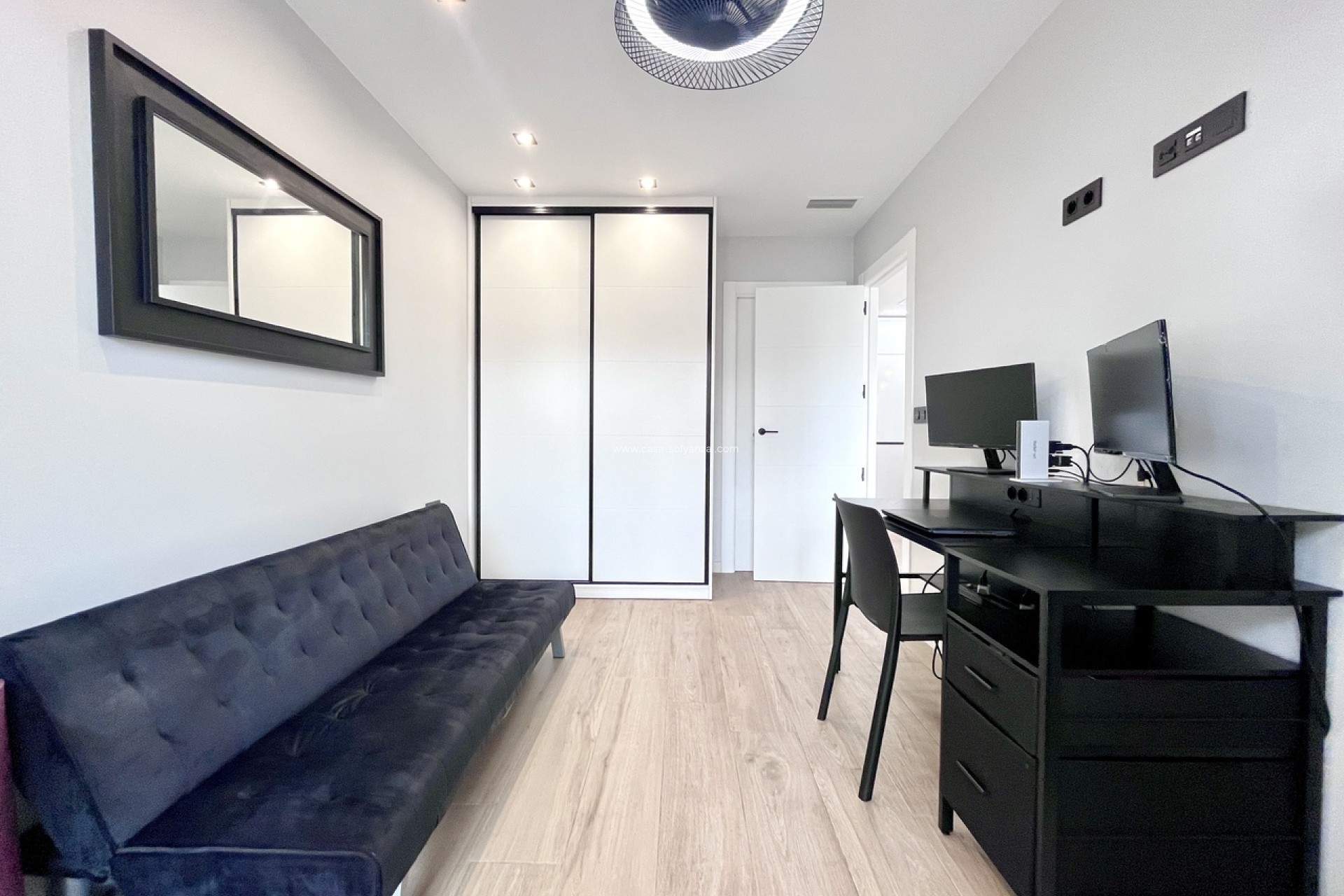 Reventa - Villa - Punta Prima - Costa Blanca