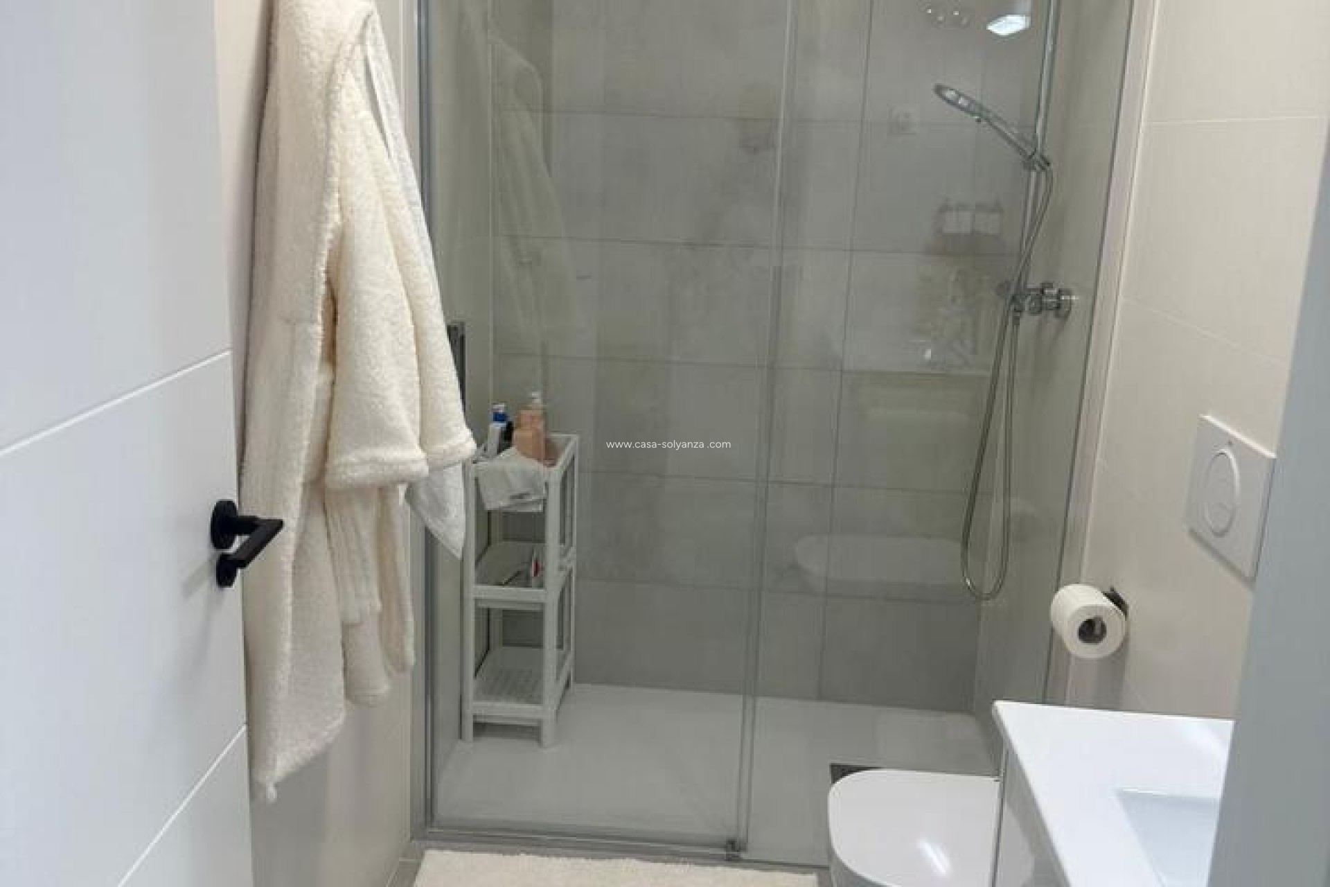 Reventa - Villa - Roldan - Inland