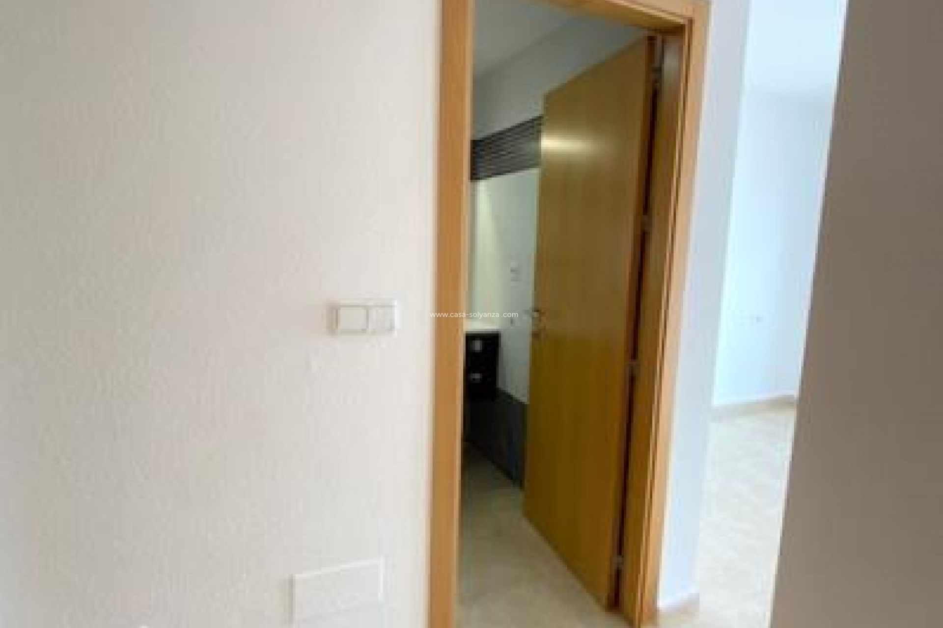 Reventa - Villa - Roldan - Inland