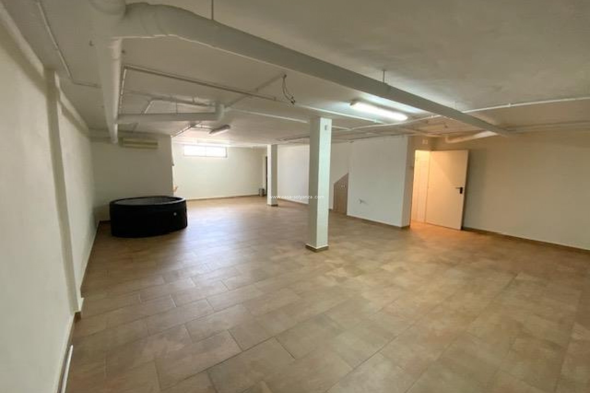 Reventa - Villa - Roldan - Inland