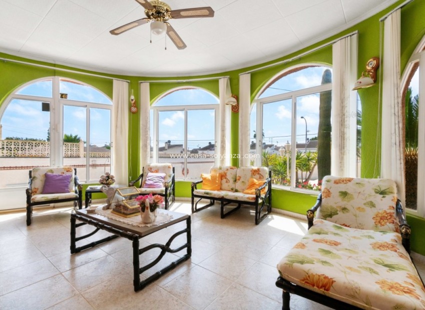 Reventa - Villa - San Luis - Inland