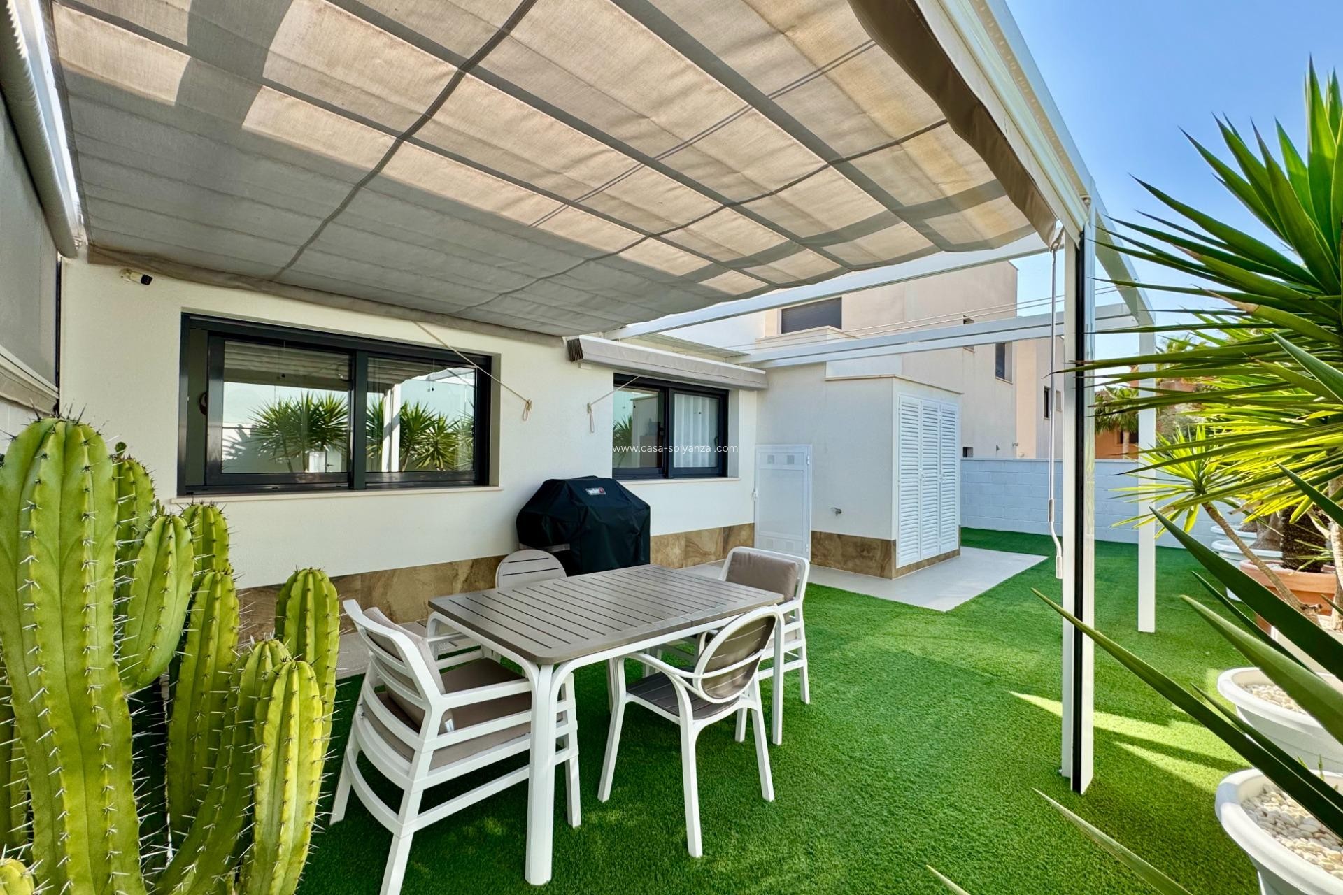 Reventa - Villa - San Miguel de Salinas - Bellavista