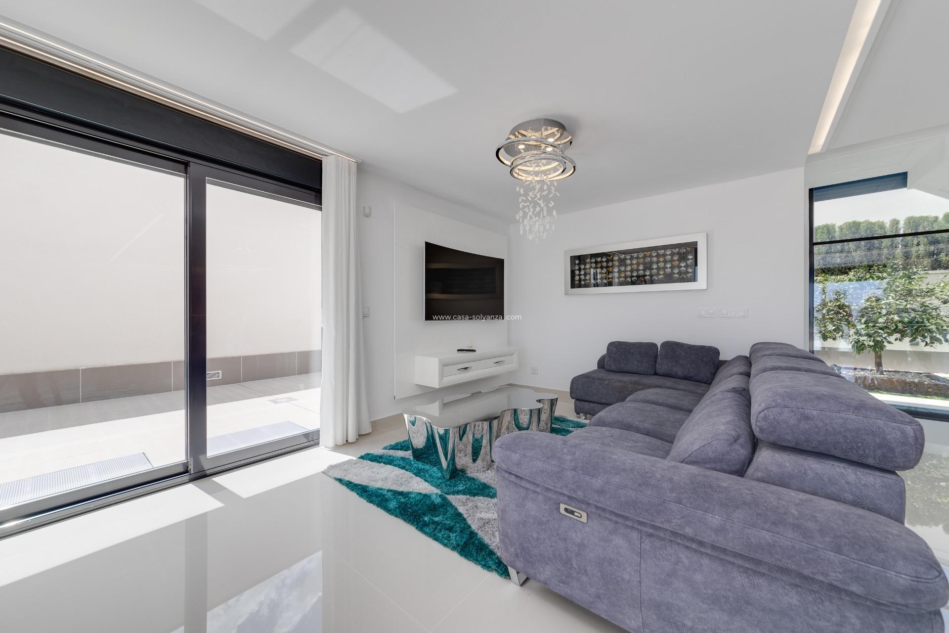 Reventa - Villa - San Miguel de Salinas - Cerro del Sol