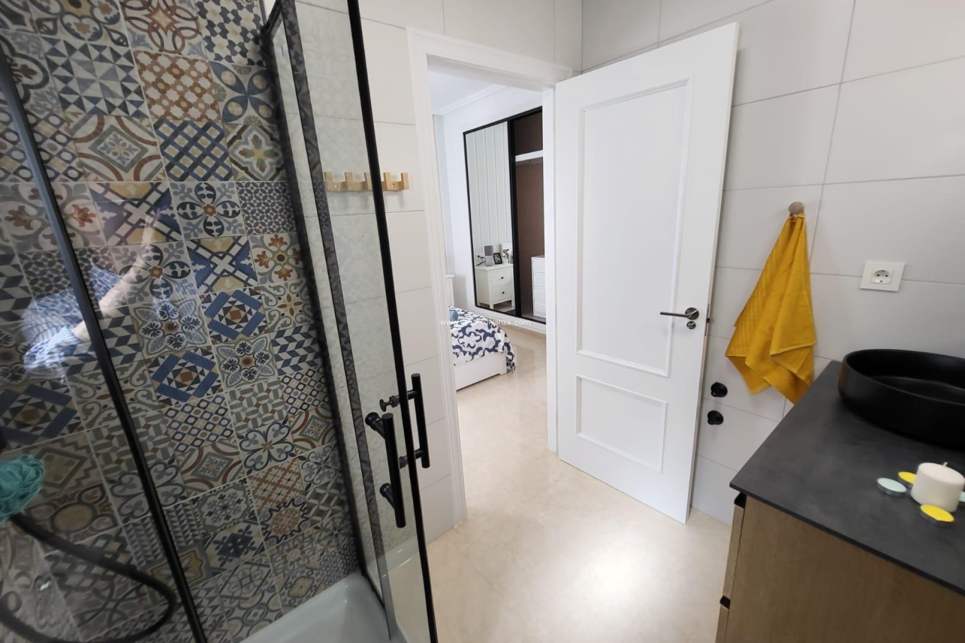 Reventa - Villa - San Miguel de Salinas - Cerro del Sol