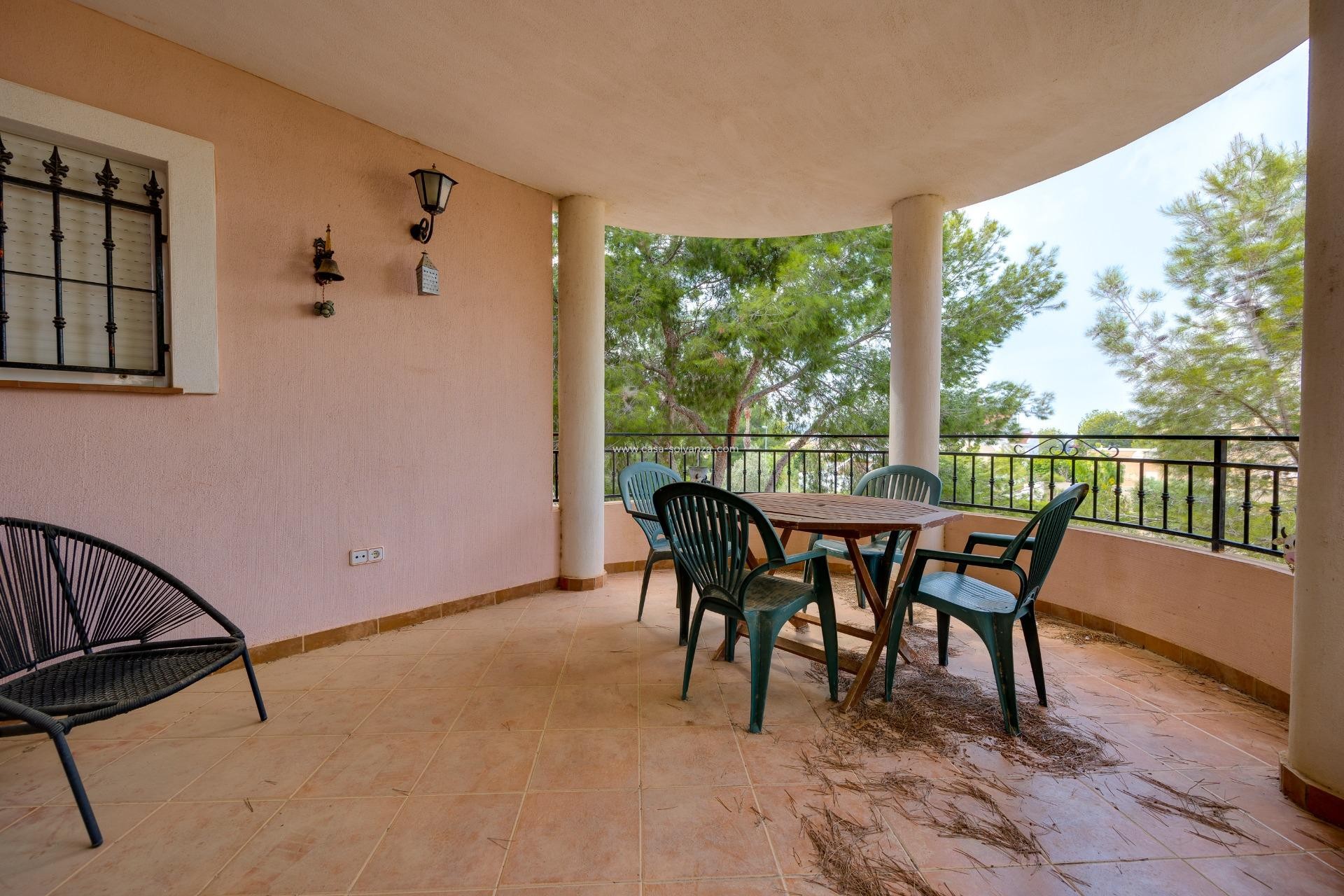 Reventa - Villa - San Miguel de Salinas - Ciudad de las comunicaciones