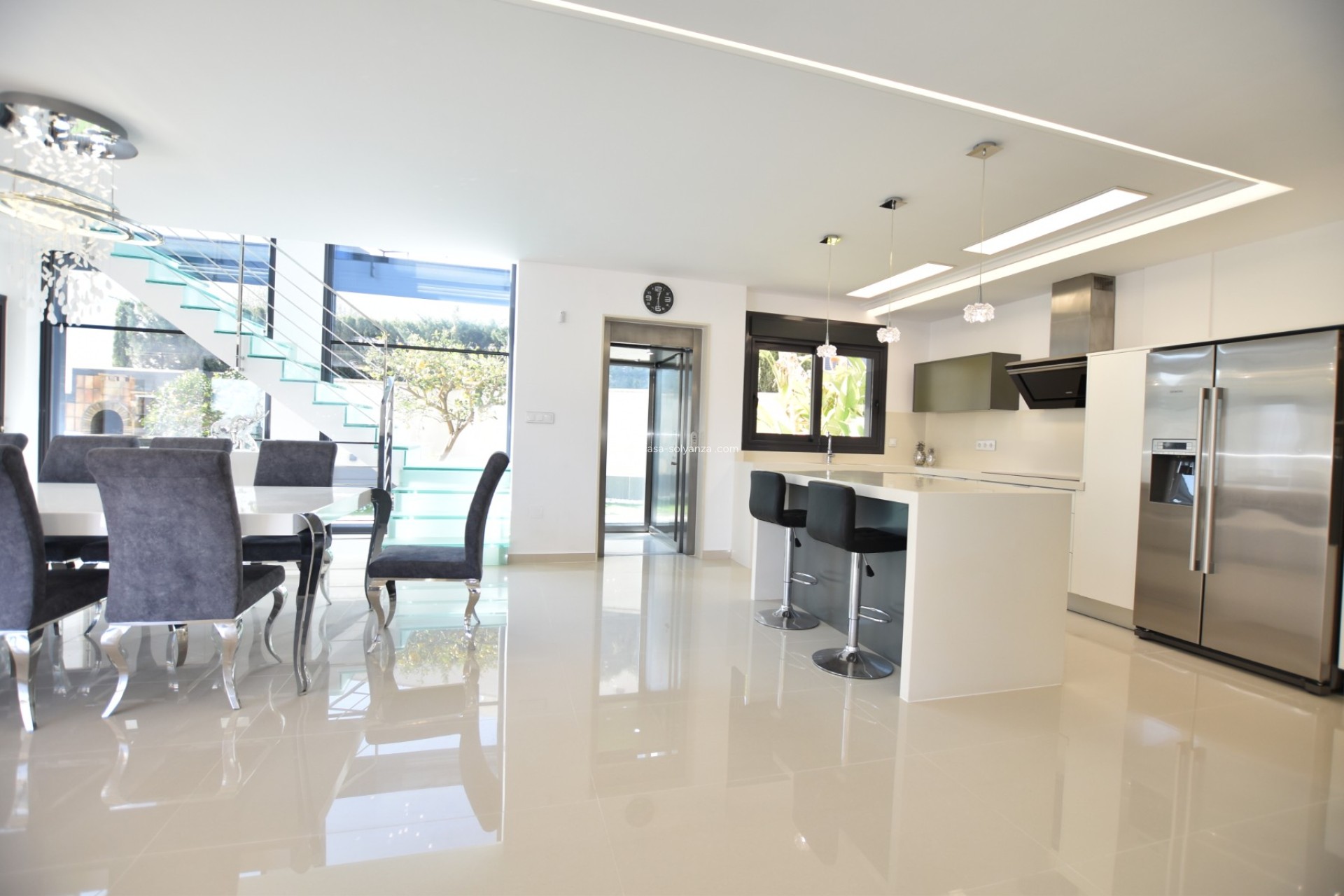 Reventa - Villa - San Miguel de Salinas - Inland