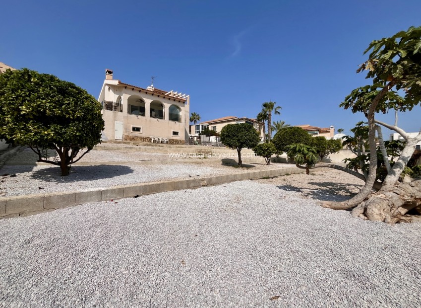 Reventa - Villa - San Miguel de Salinas - Inland