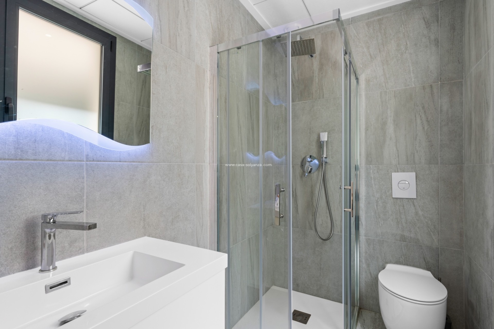 Reventa - Villa - San Miguel de Salinas - Inland