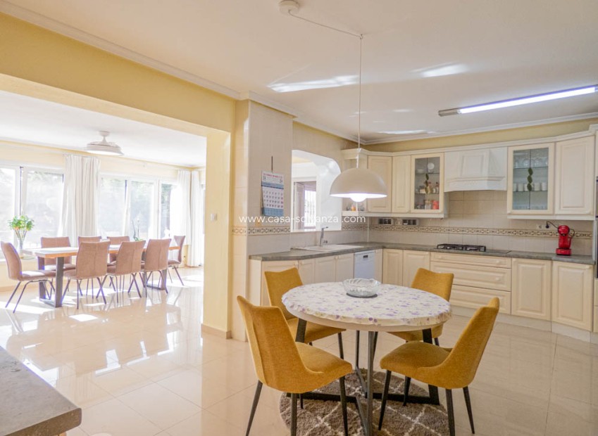 Reventa - Villa - San Miguel de Salinas - Inland