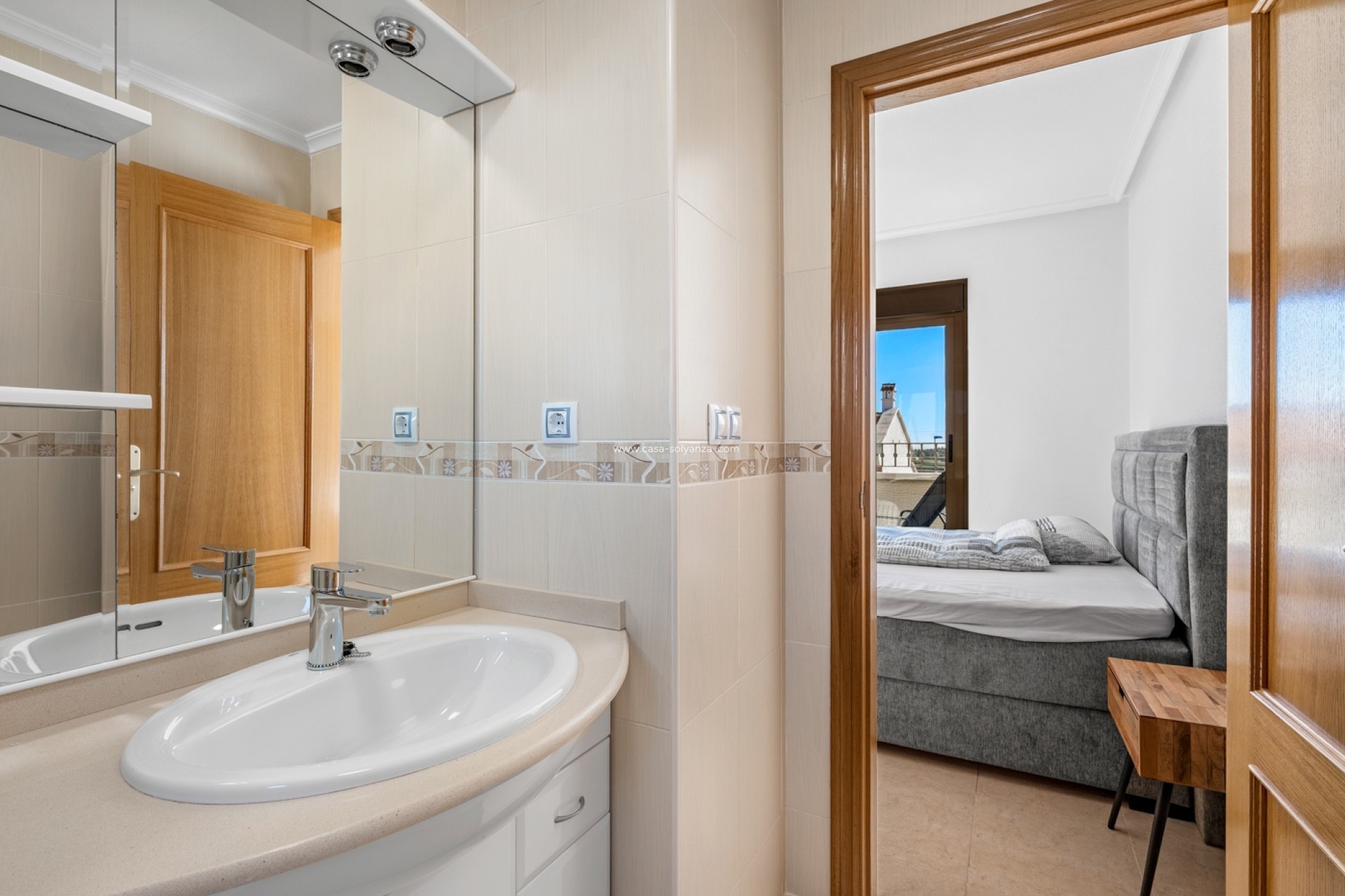 Reventa - Villa - San Miguel de Salinas - Inland