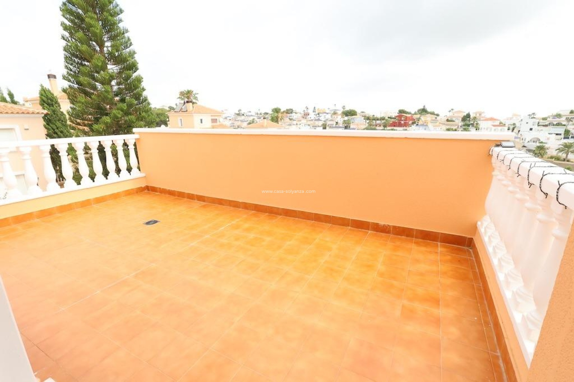 Reventa - Villa - San Miguel de Salinas - Inland