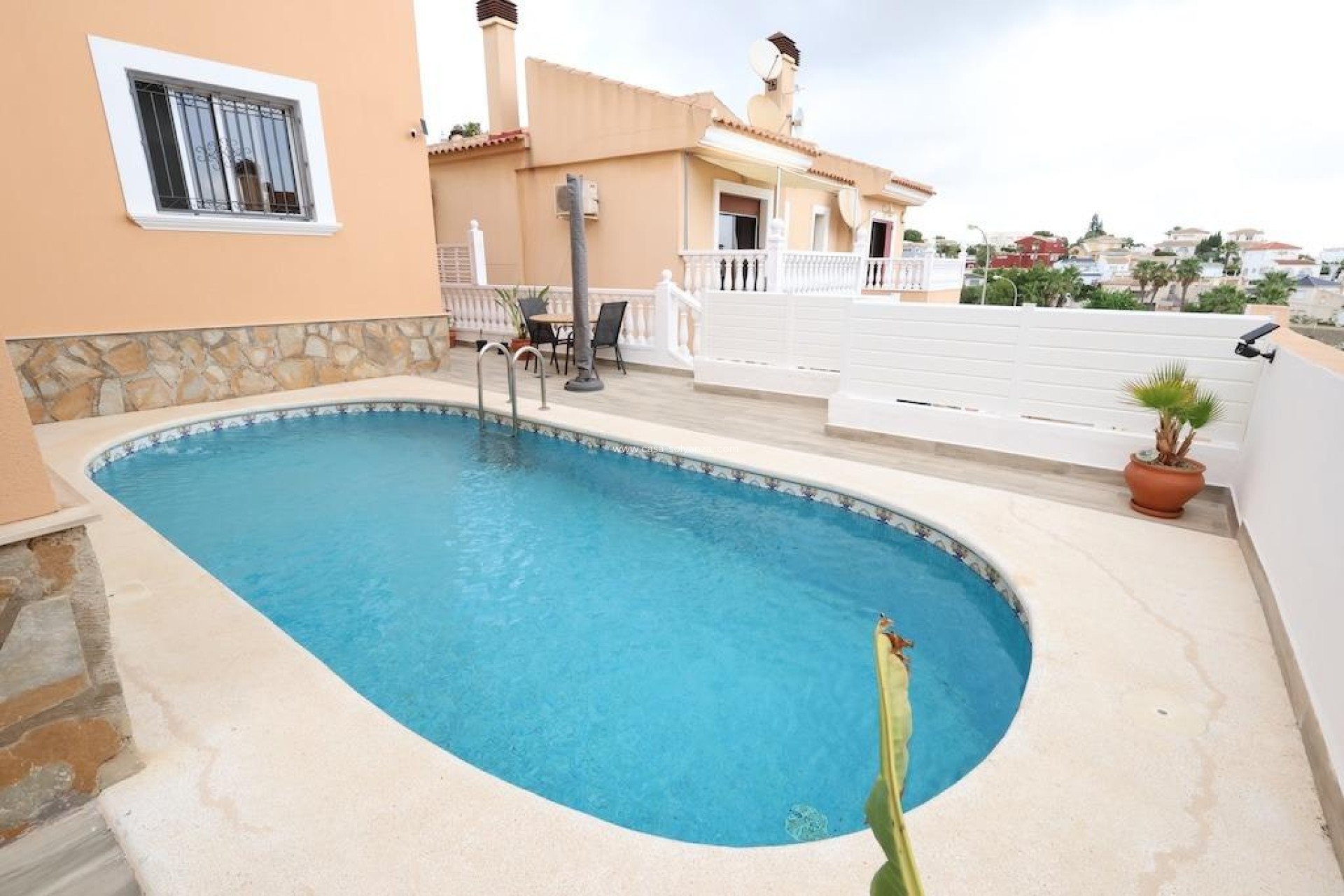 Reventa - Villa - San Miguel de Salinas - Inland