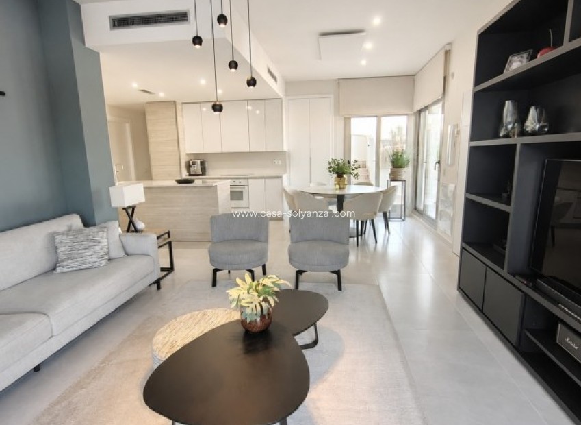 Reventa - Villa - San Miguel de Salinas - Inland