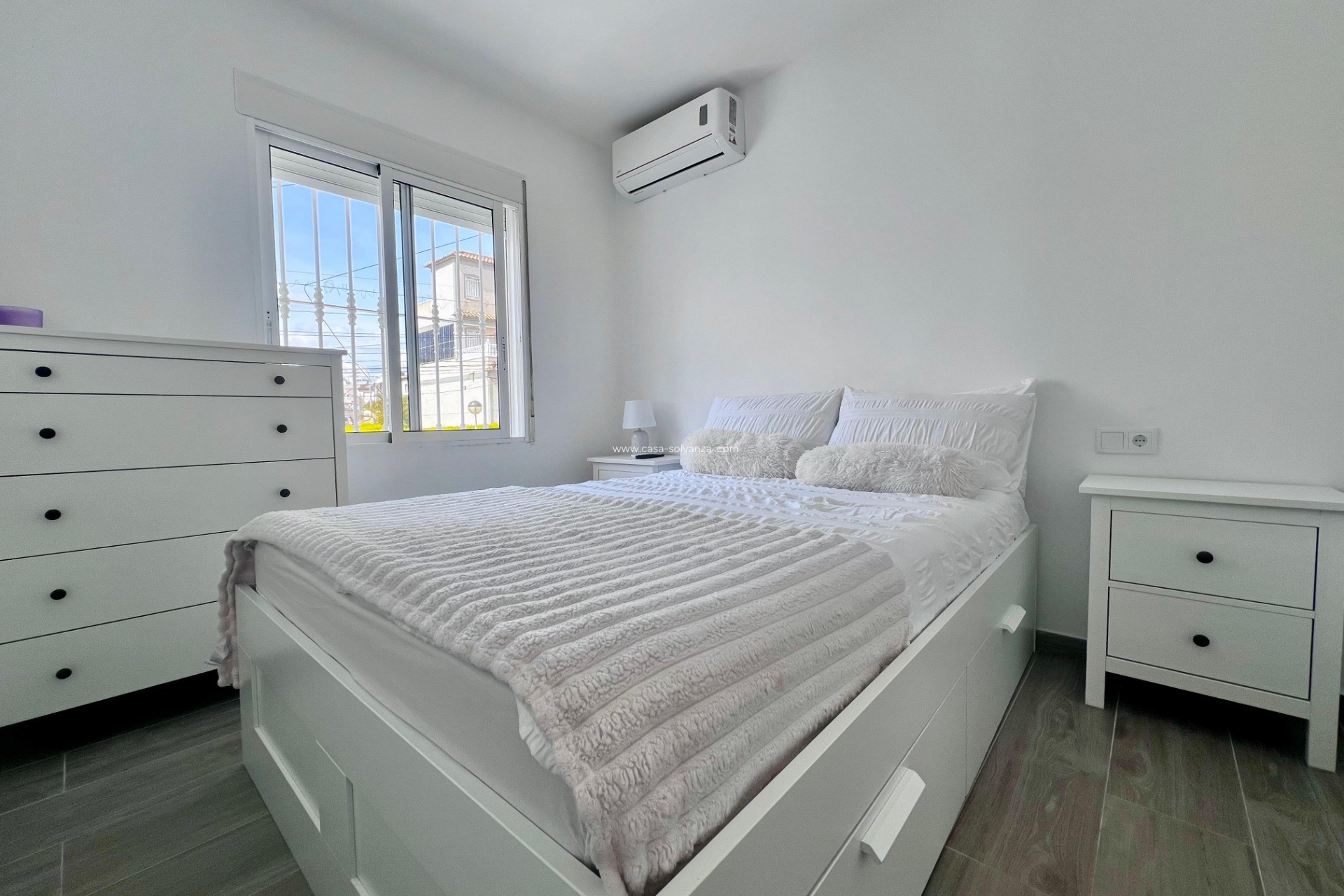 Reventa - Villa - San Miguel de Salinas - Las filipinas